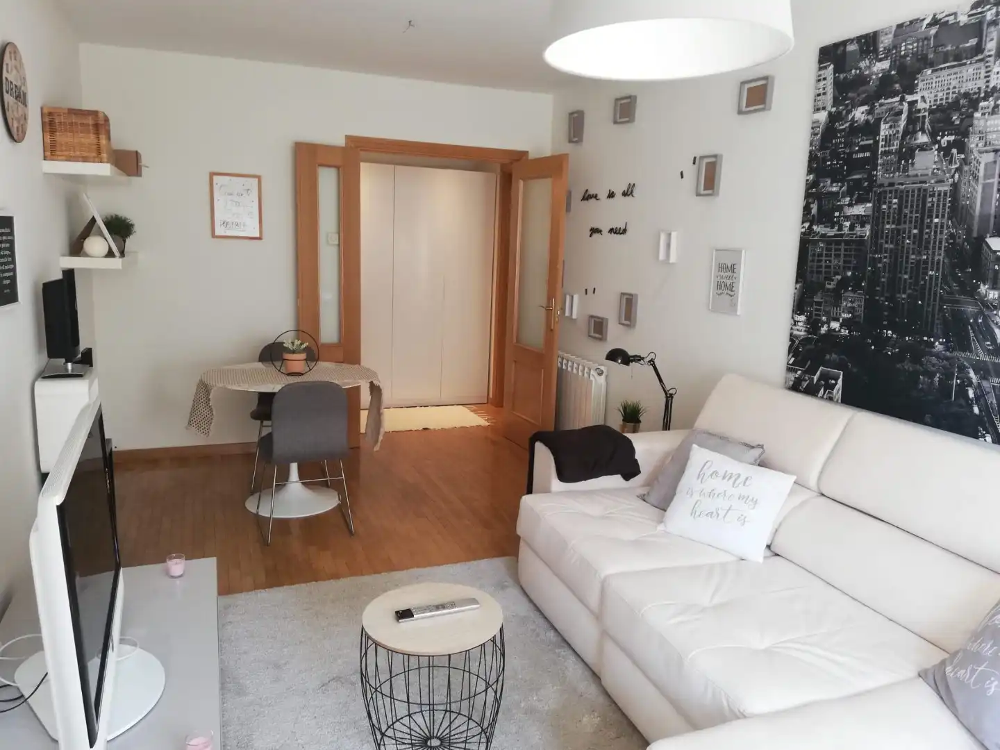 Living room of Flat for rent in El Soto