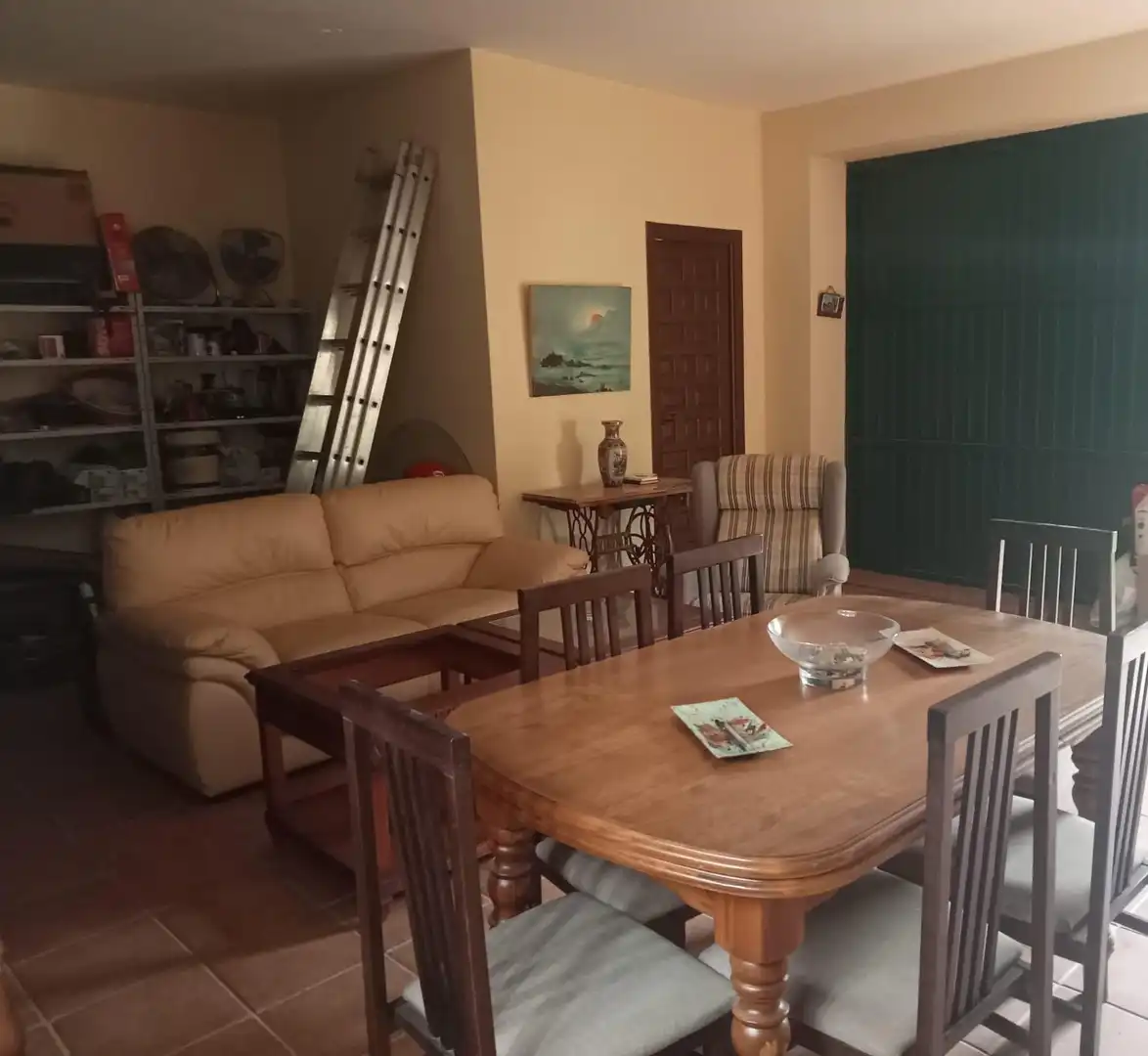 Menjador de Finca rústica en venda en Córdoba amb Aire condicionat, Calefacció i Jardí privat