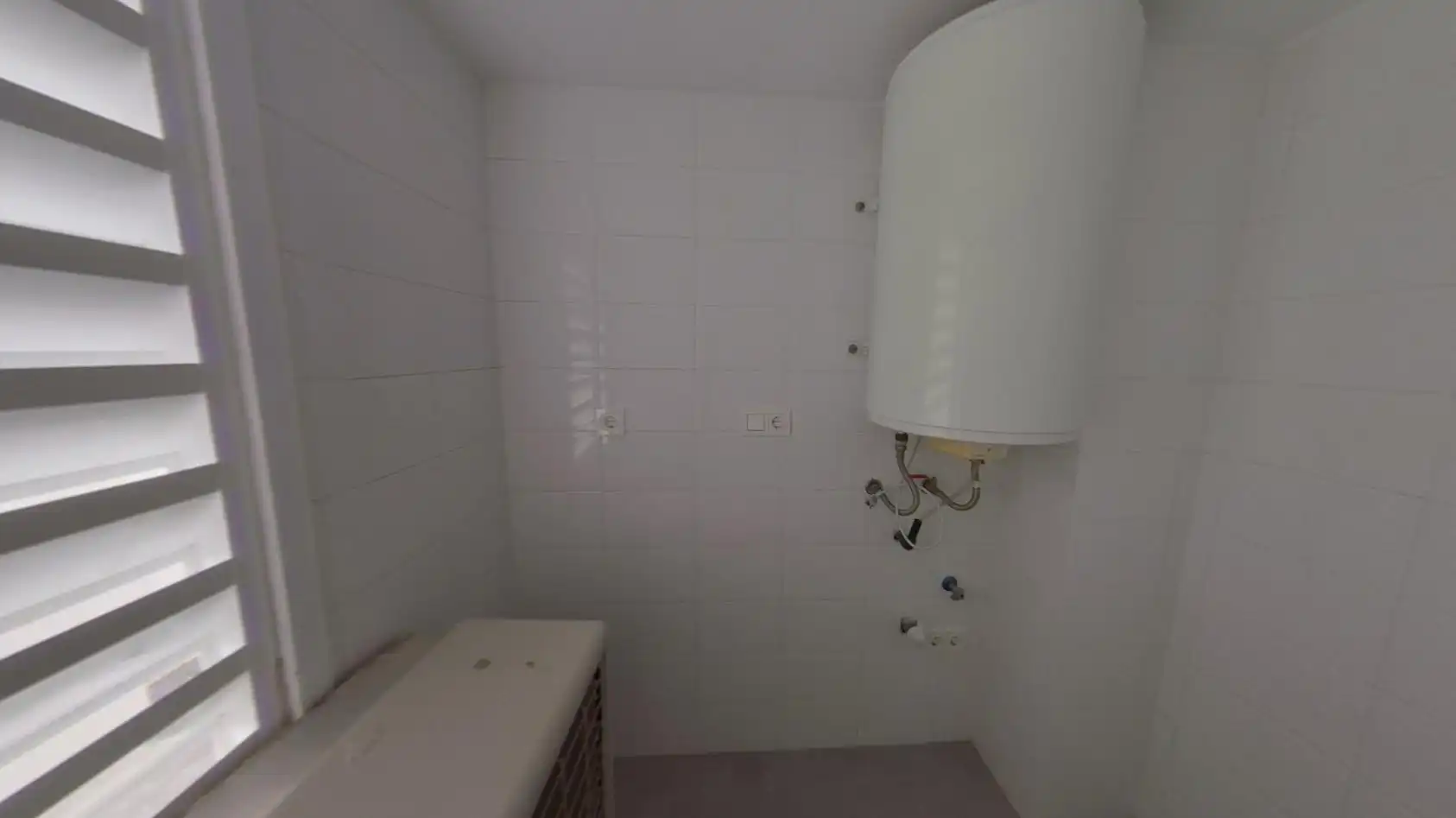 Baño de Planta baja en venta en Marbella con Piscina y Piscina comunitaria
