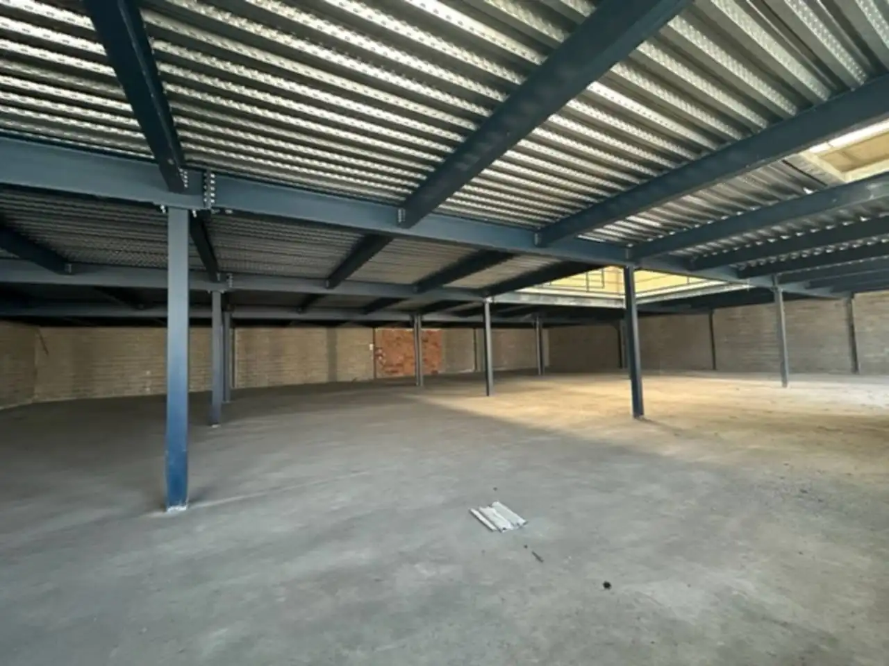Industrial building for sale in Calle ANTONI GAUDI, imagen 5
