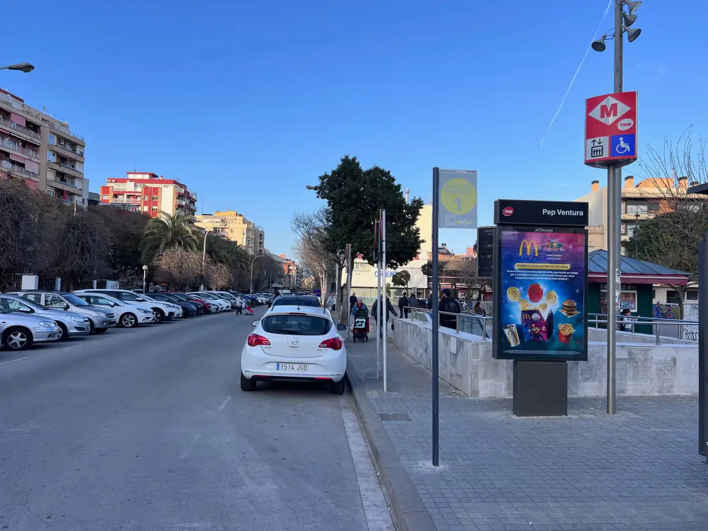 Außenansicht von Erdgeschoss zum Verkauf in Badalona