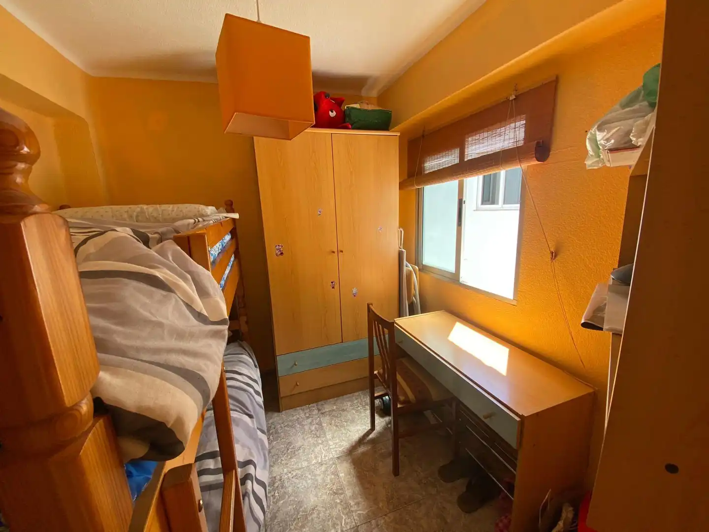Bedroom of Flat for rent in Granada  with Air Conditioner, Heating and Furnished