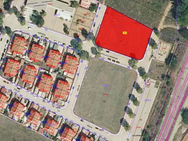Terreno residenziale in vendita a Calle Andalucía [P] (~8 segments)