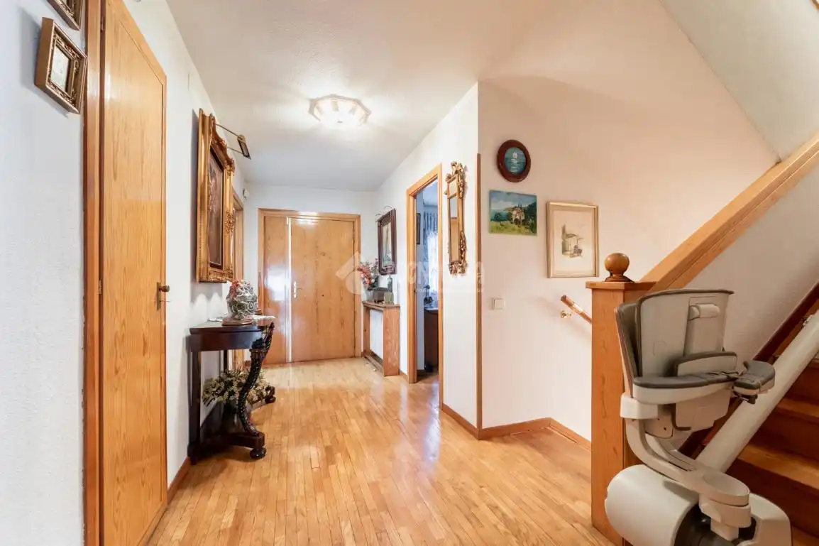 Casa adosada en venta en Madrid con Aire acondicionado, Calefacción y Parquet