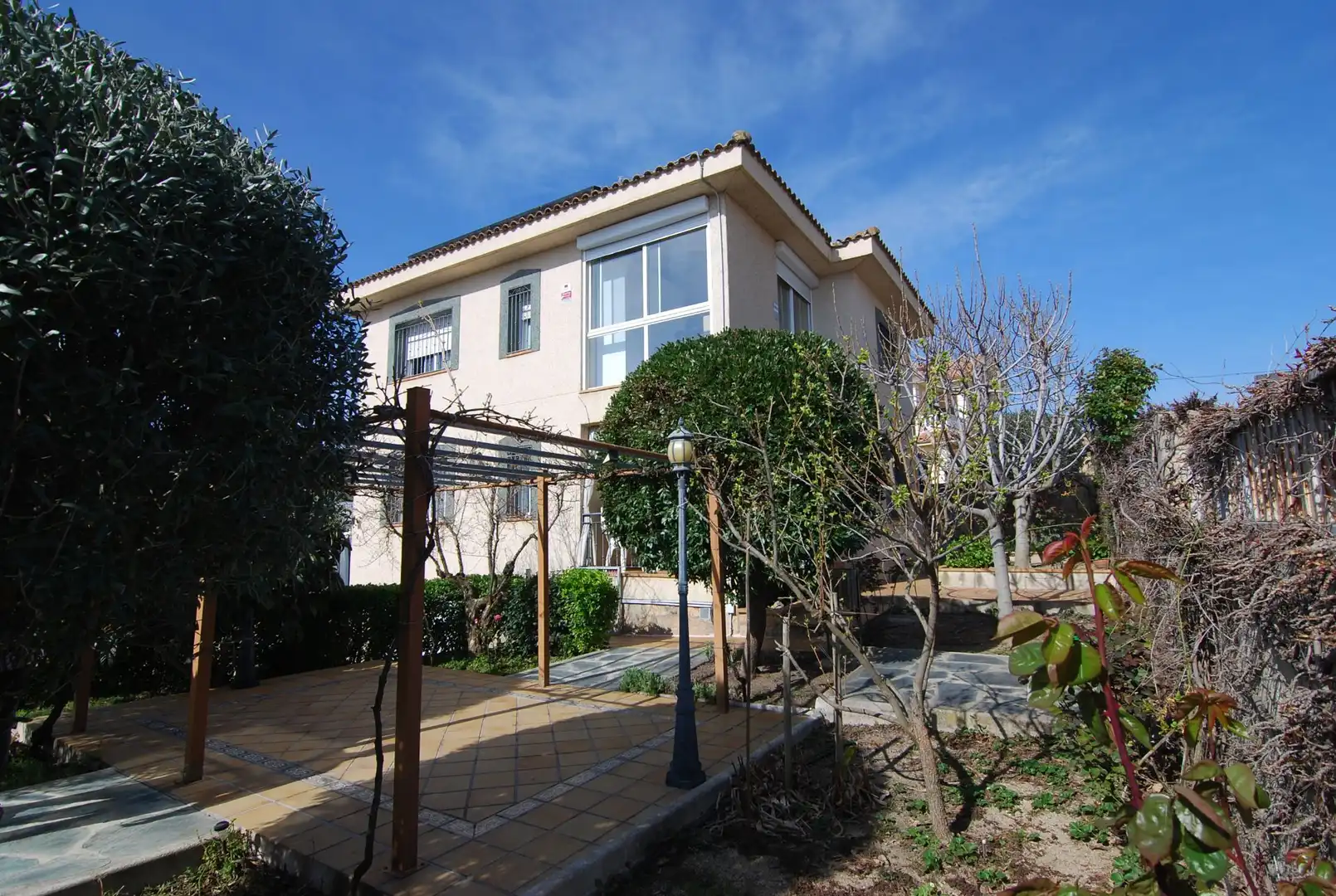 Exterior view of Houses for sale in Navas del Rey  with Heating
