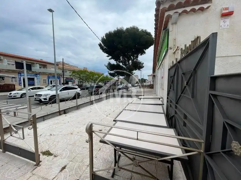 Vista exterior de Local en venta en Mont-roig del Camp con Aire acondicionado y Calefacción