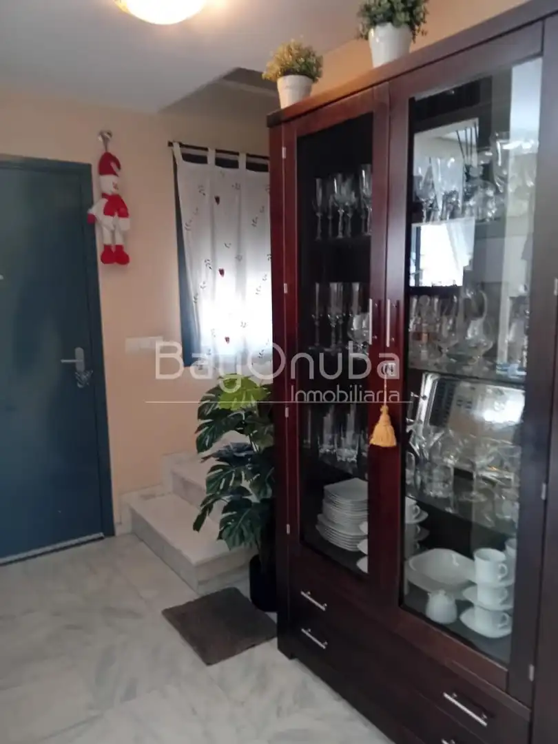 Casa adosada en venta en Huelva con Trastero y Piscina
