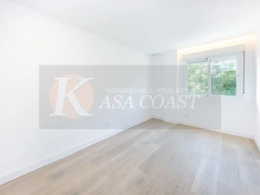 Habitación de Piso en venta en Fuengirola con Aire acondicionado, Calefacción y Terraza