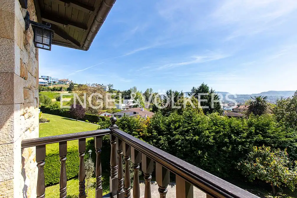 Terraza de Casa o chalet en venta en Gijón  con Calefacción, Jardín privado y Terraza