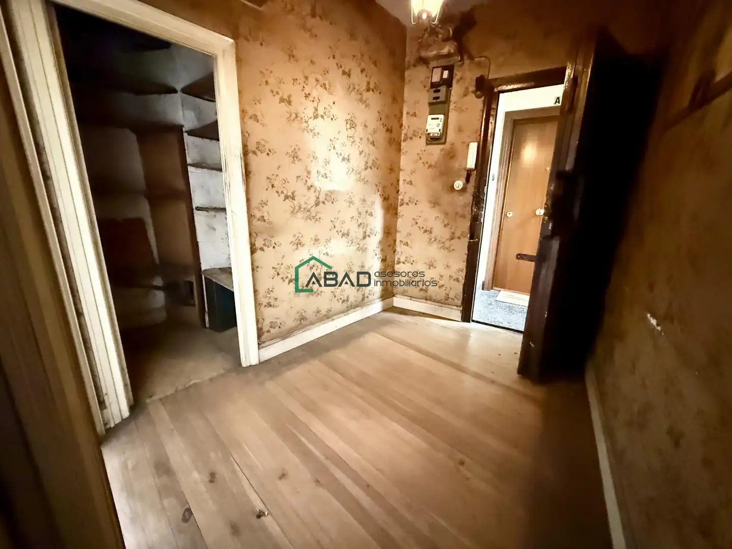 Pis en venda en Bilbao  amb Parquet, Terrassa i Balcó