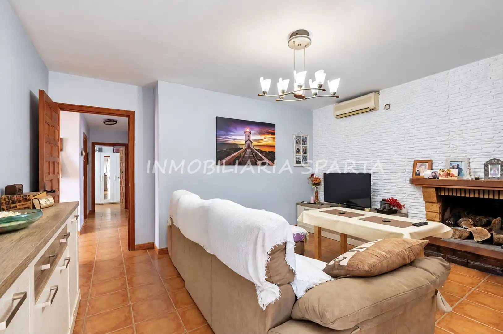 Sala d'estar de Casa o xalet en venda en Espartinas Pueblo