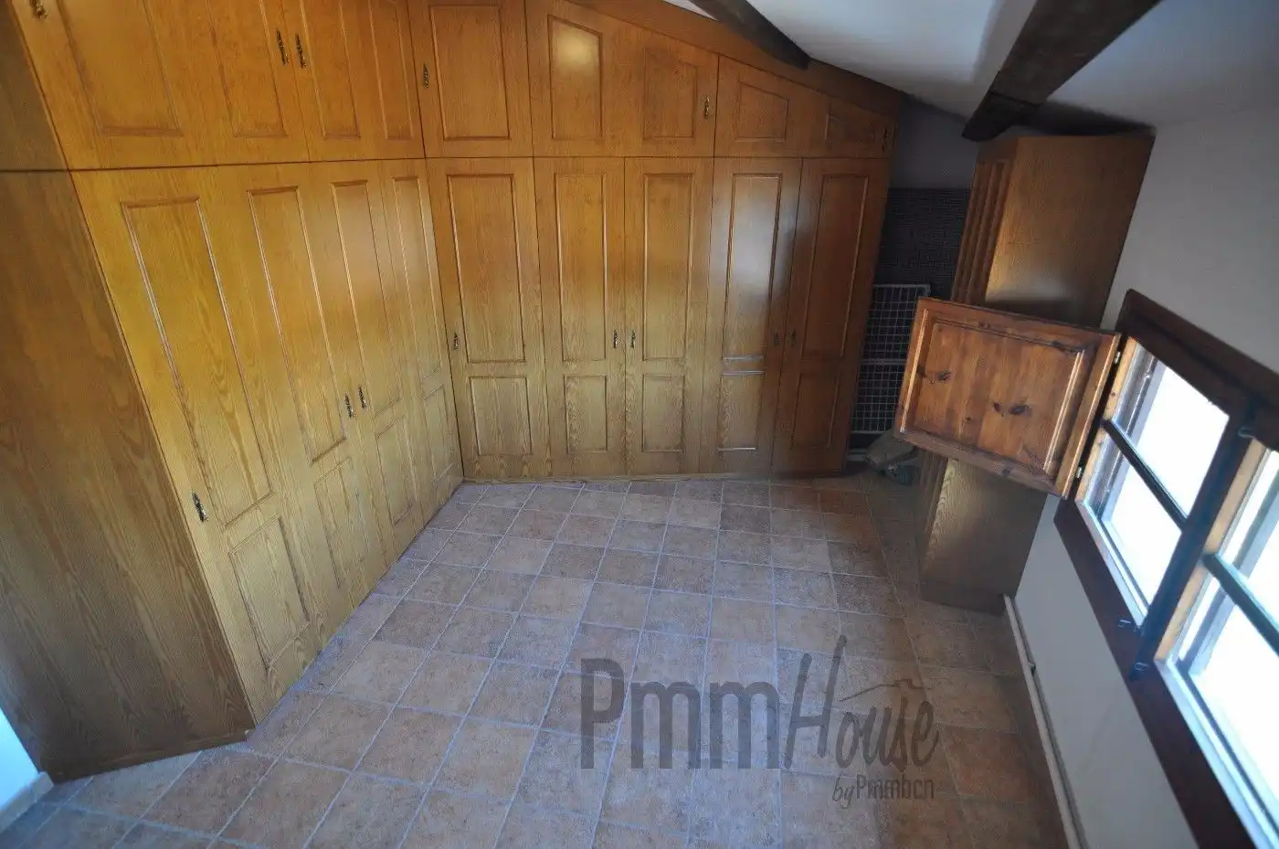 Habitación de Finca rústica en venta en Calonge de Segarra con Terraza, Trastero y Piscina