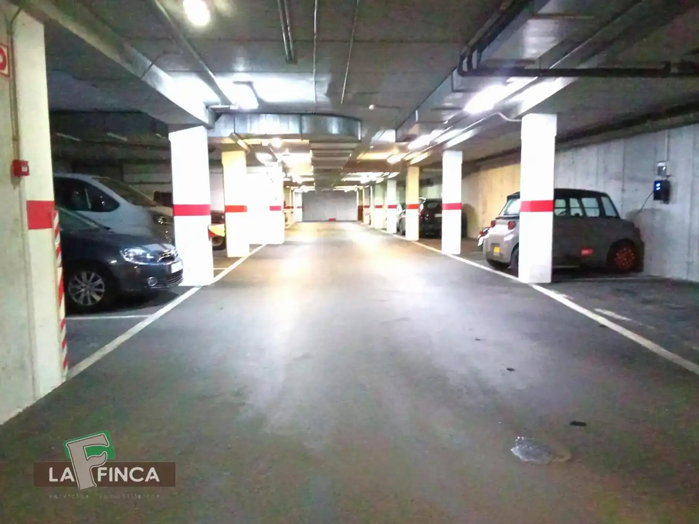 Aparcament de Àtic en venda en Villaviciosa amb Calefacció, Parquet i Terrassa