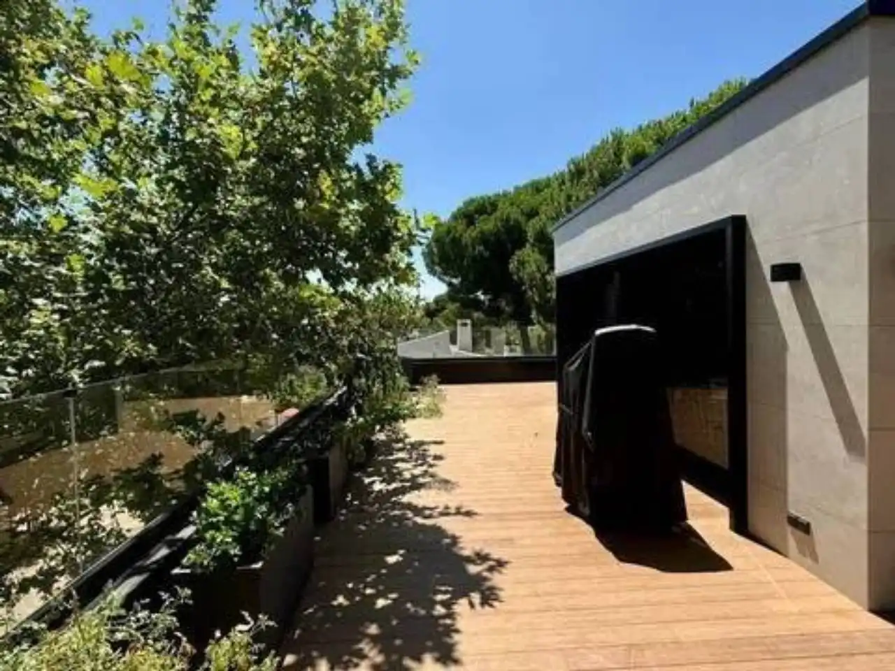 Terrassa de Casa o xalet de lloguer en Pozuelo de Alarcón amb Aire condicionat, Calefacció i Jardí privat