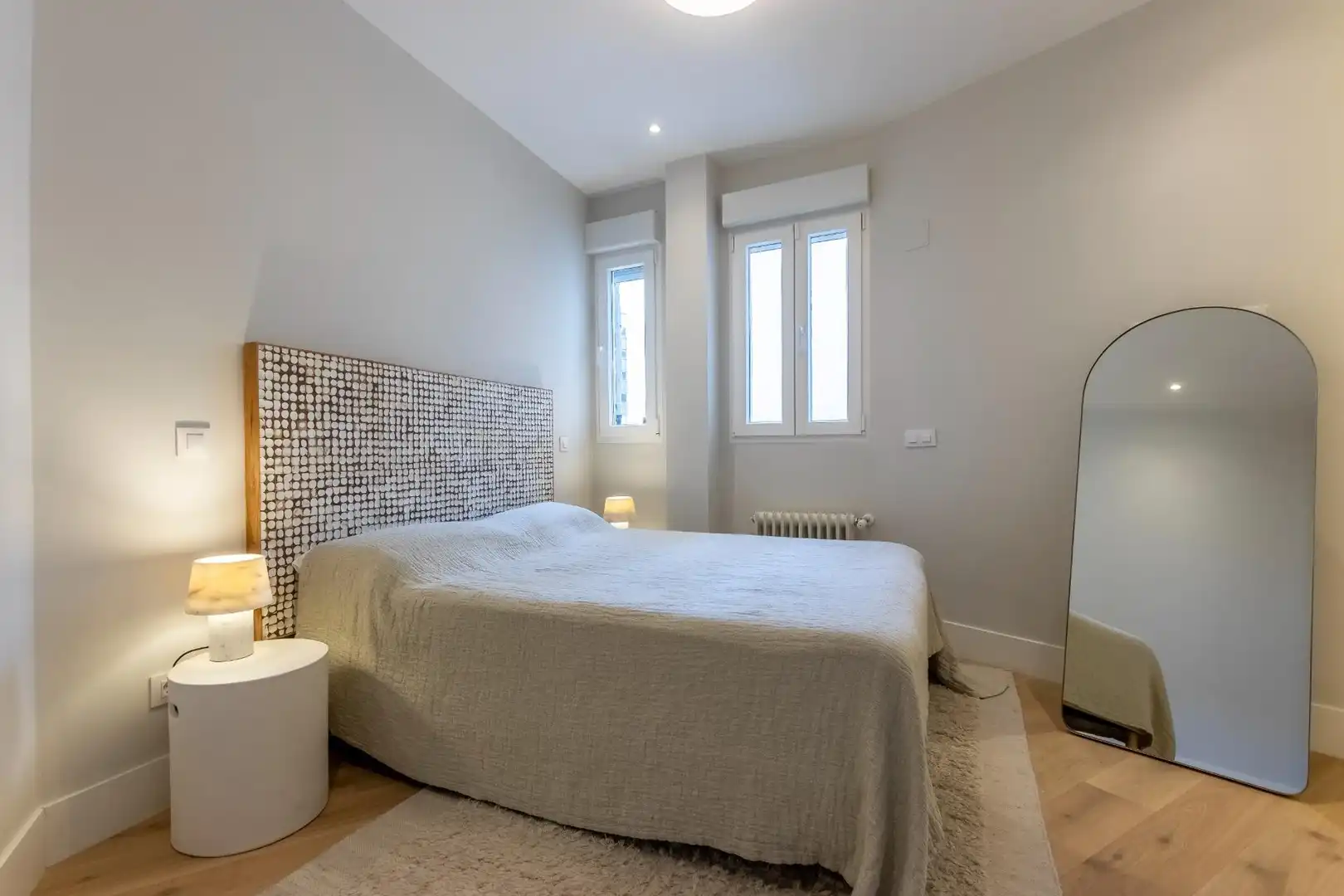 Habitación de Apartamento de alquiler en Madrid con Aire acondicionado, Calefacción y Amueblado