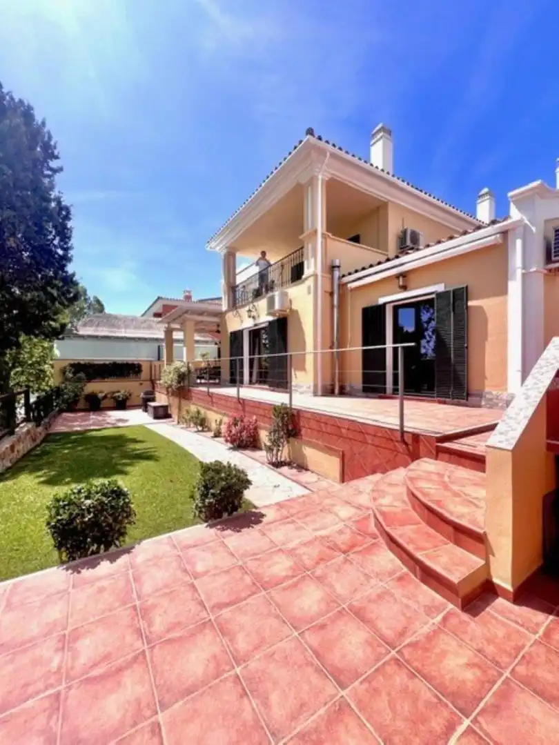 Haus mit Terrasse zum Verkauf in San Pedro de Alcántara