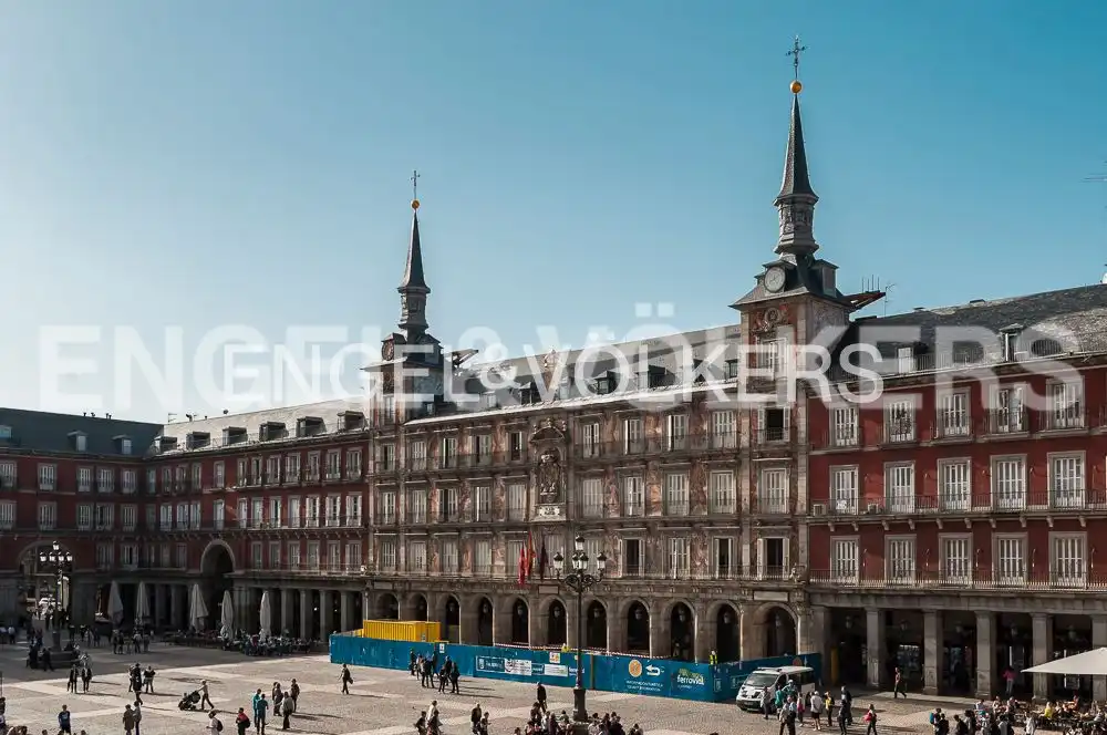 Exterior view of Flat for rent in Madrid  with Air Conditioner, Heating and Furnished