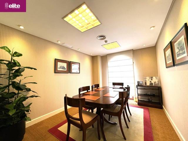 Oficina en Alquiler en Divina Pastora - La Yeguada