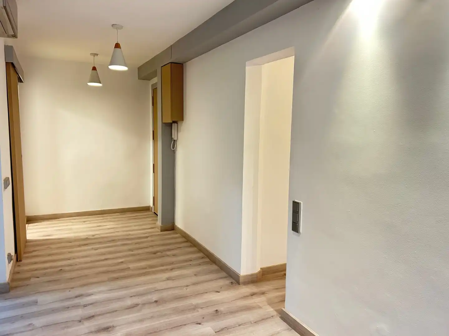 Flat for sale in L'Hospitalet de Llobregat  with Air Conditioner, Heating and Oven