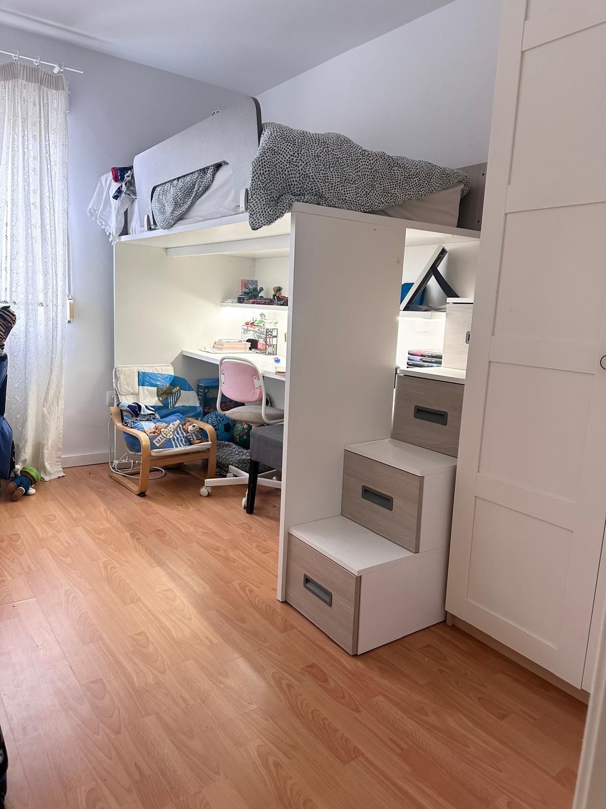 Habitación de Piso en venta en Málaga Capital con Aire acondicionado, Calefacción y Jardín privado