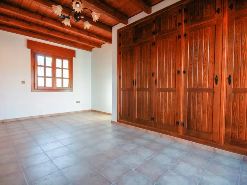 Casa adosada de alquiler en Coín