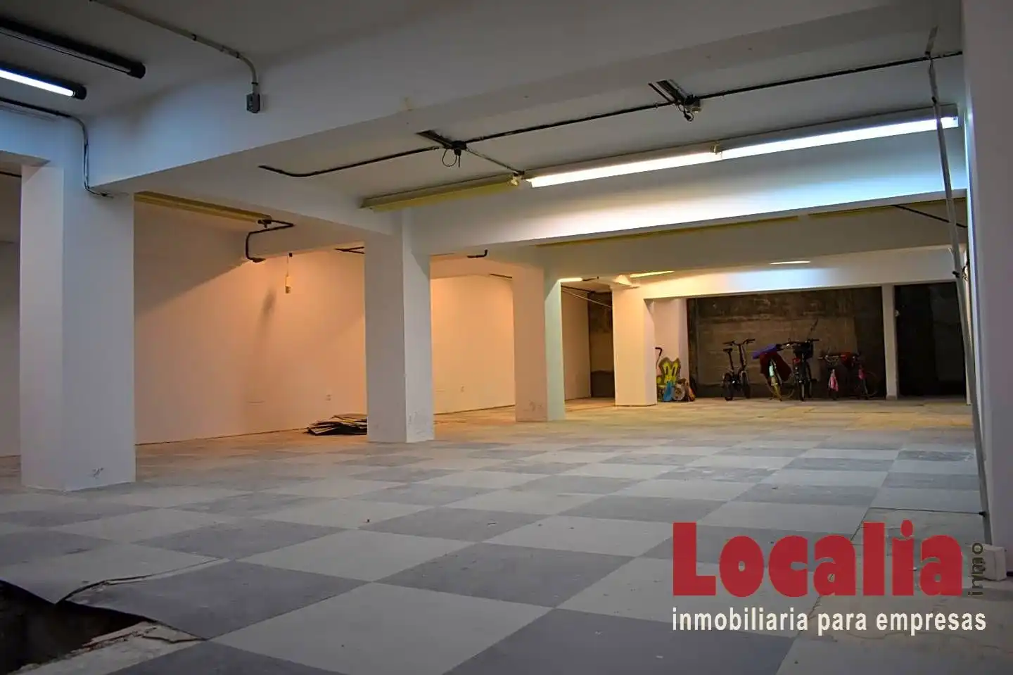 Locale commerciale in vendita a Cuatro Caminos, imagen 17