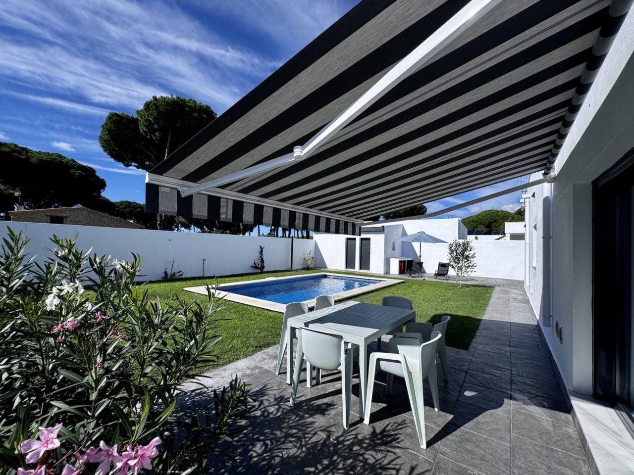 Garden of House or chalet for sale in Chiclana de la Frontera  with Heating and Private garden