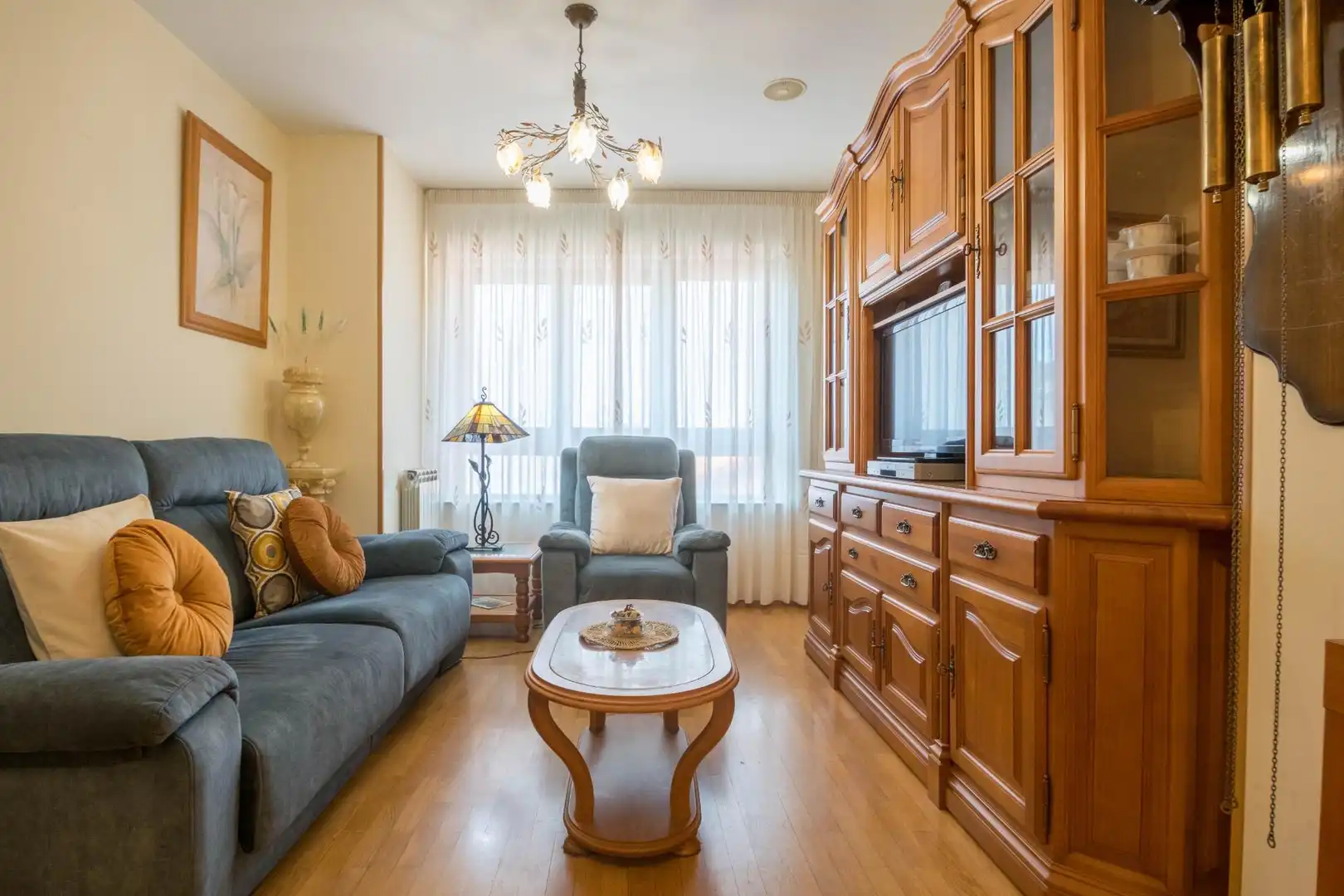 Wohnzimmer von Wohnung zum Verkauf in Culleredo mit Heizung, Parkett und Abstellraum