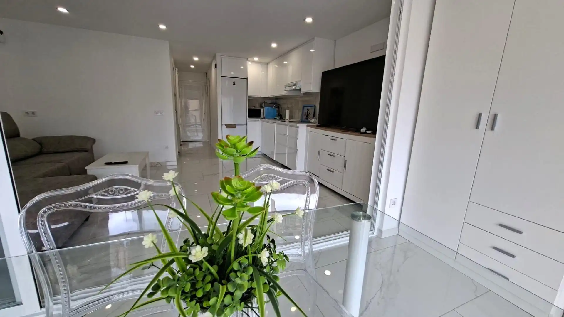 Kitchen of Apartments for sale in Rincón de Loix