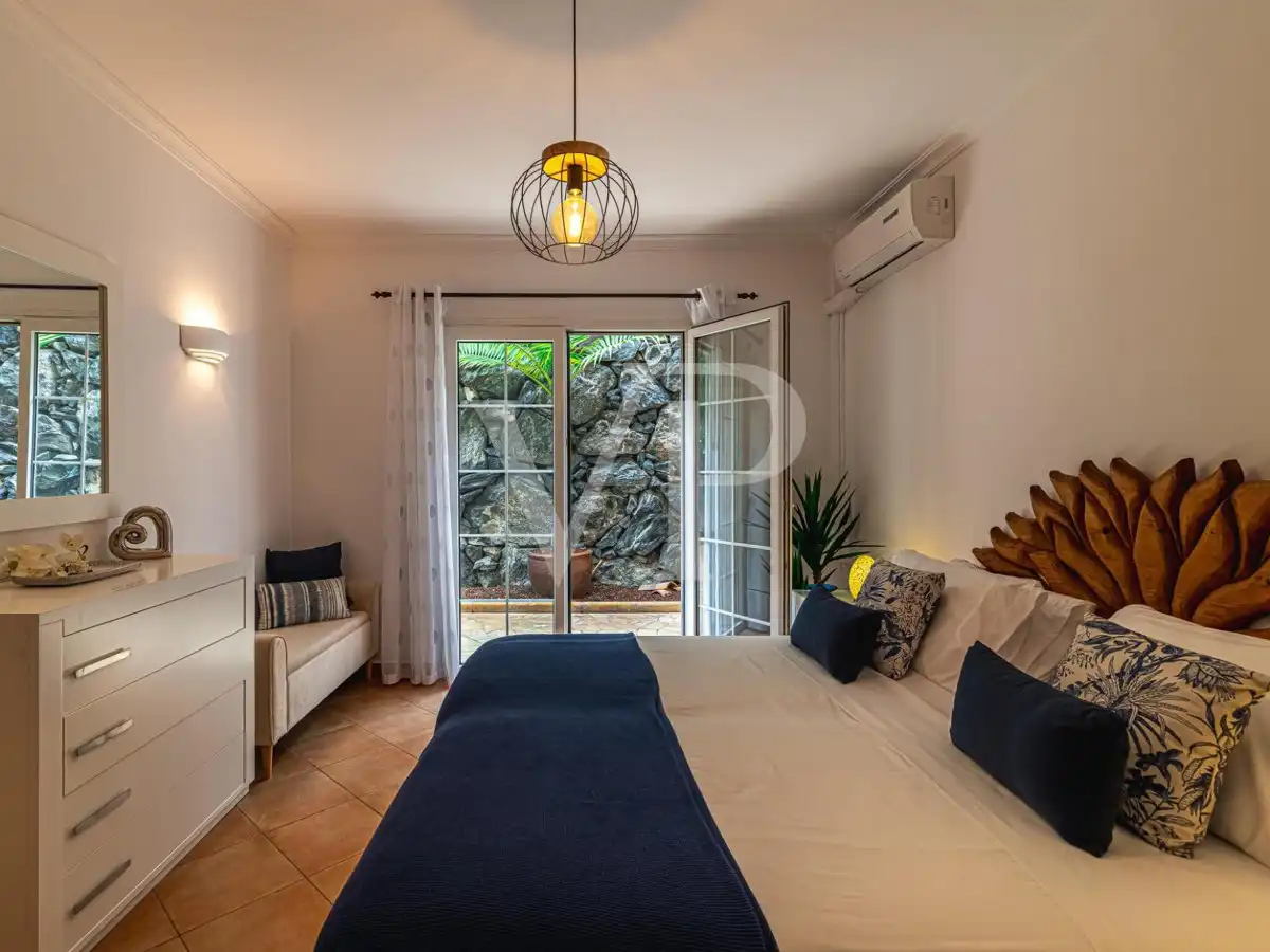 Houses for sale in Playa del Duque
