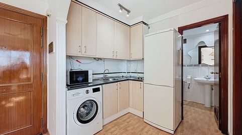 Foto 5 de Apartamento de alquiler en Calle Villanueva del Rosario, Puerta Blanca, Málaga Capital
