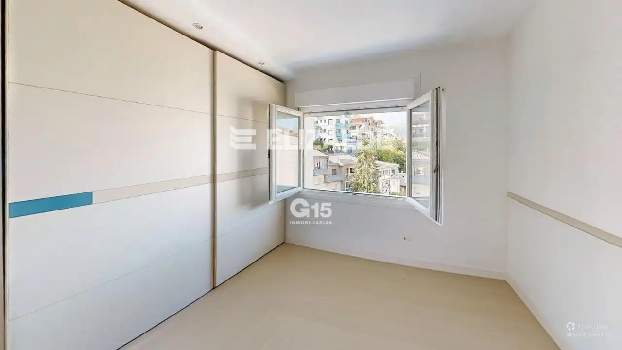 Flat with terrace for sale in Antiguo, imagen 18