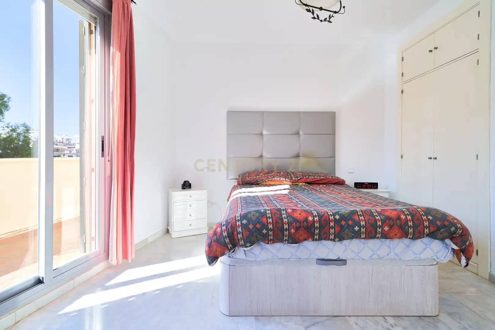 Bedroom of Houses for sale in Fuengirola  with Private garden, Alarm and Community pool