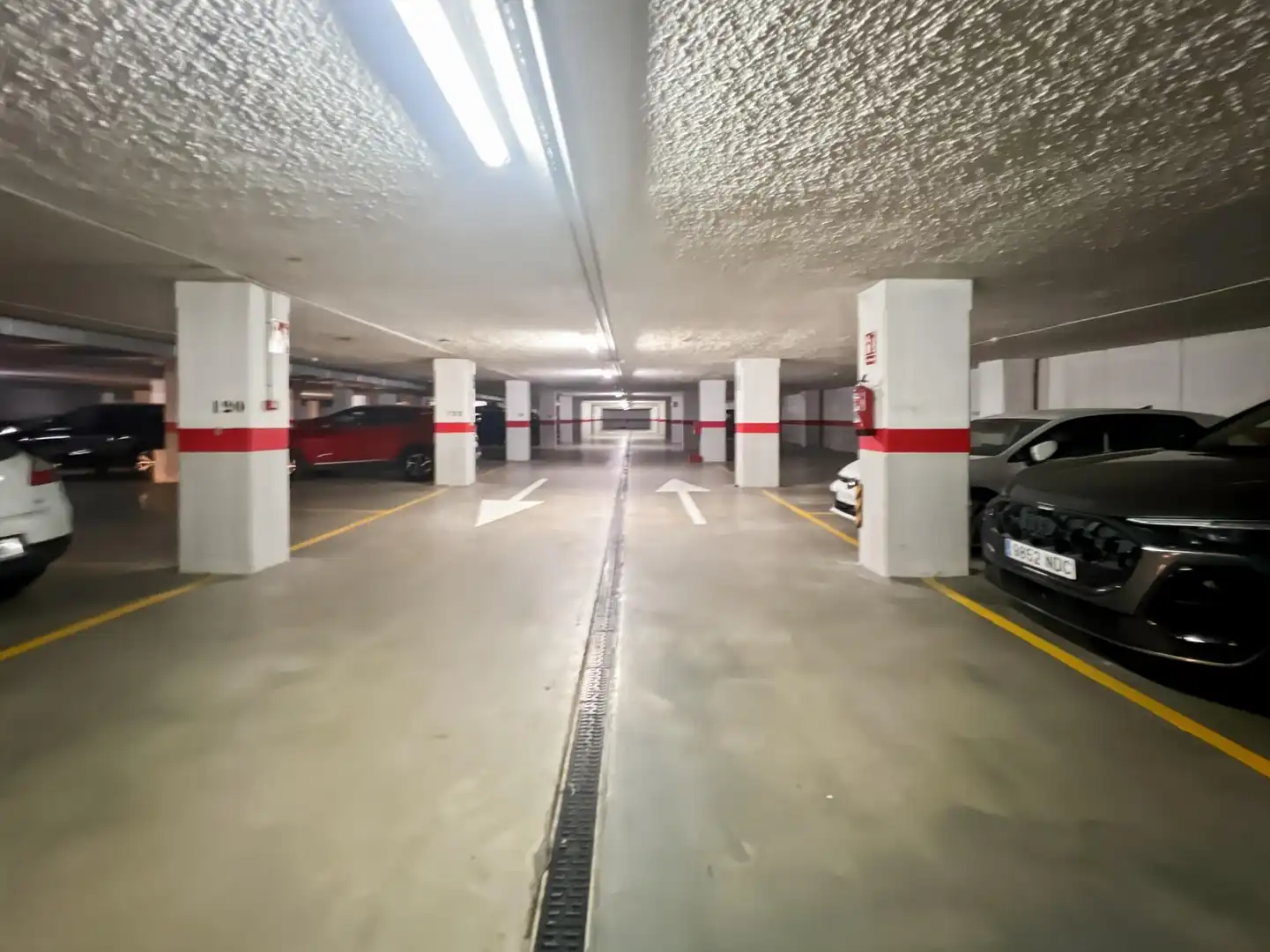 Parking de Apartamento en venta en Oropesa del Mar / Orpesa con Aire acondicionado, Calefacción y Jardín privado