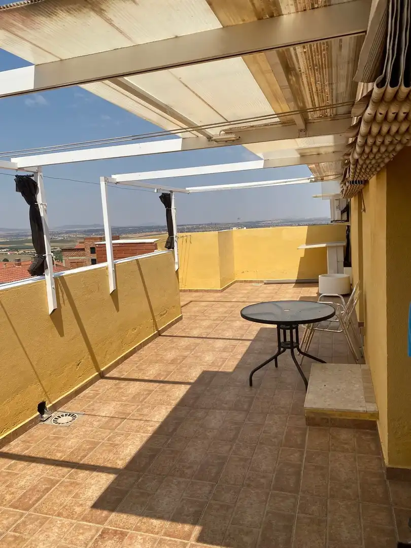 Terrassa de Dúplex en venda en Castuera amb Aire condicionat, Calefacció i Parquet