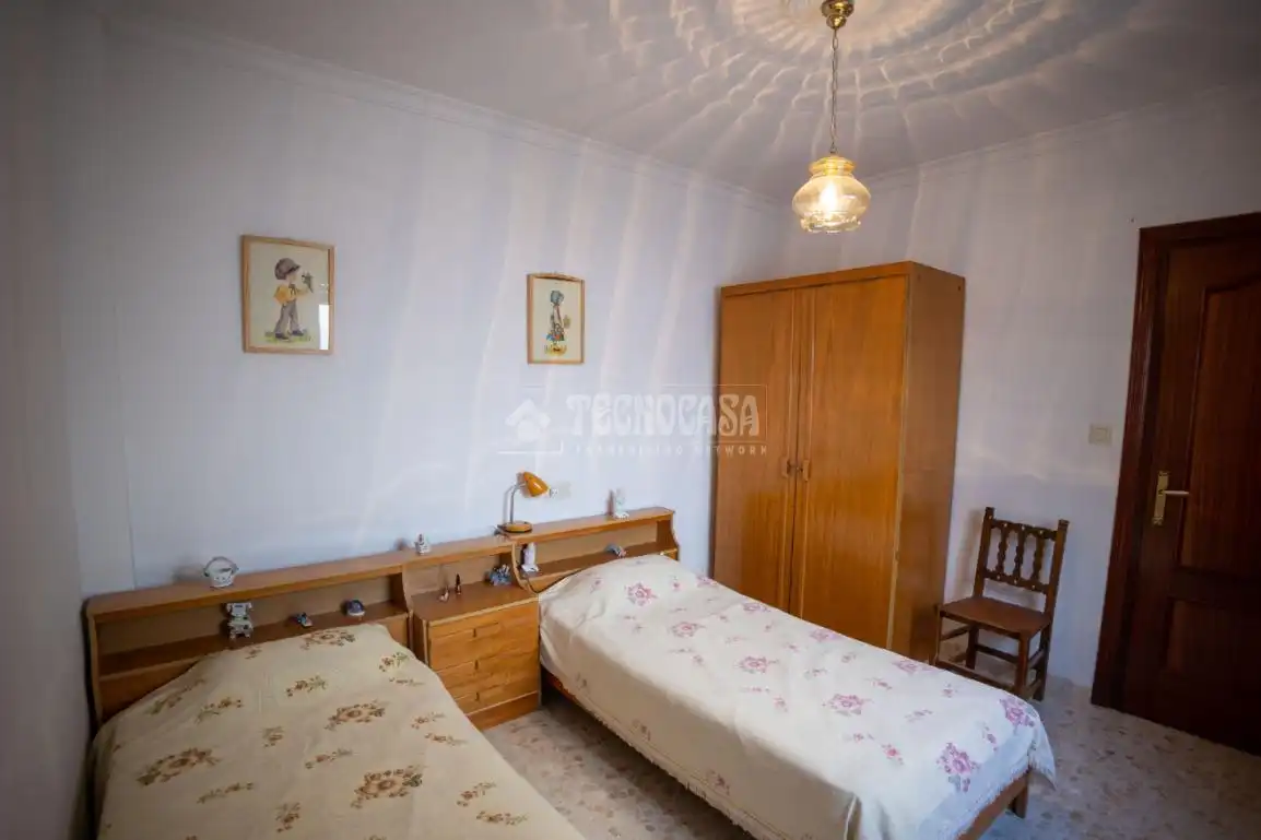 Habitación de Casa adosada en venta en Villanueva del Trabuco