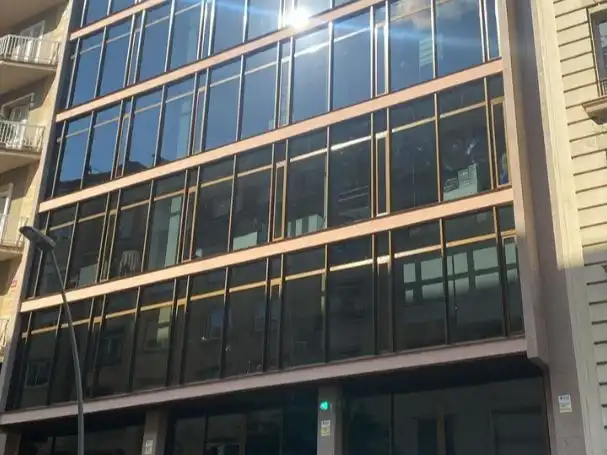 Vista exterior de Oficina de lloguer en Barcelona amb Aire condicionat i Calefacció