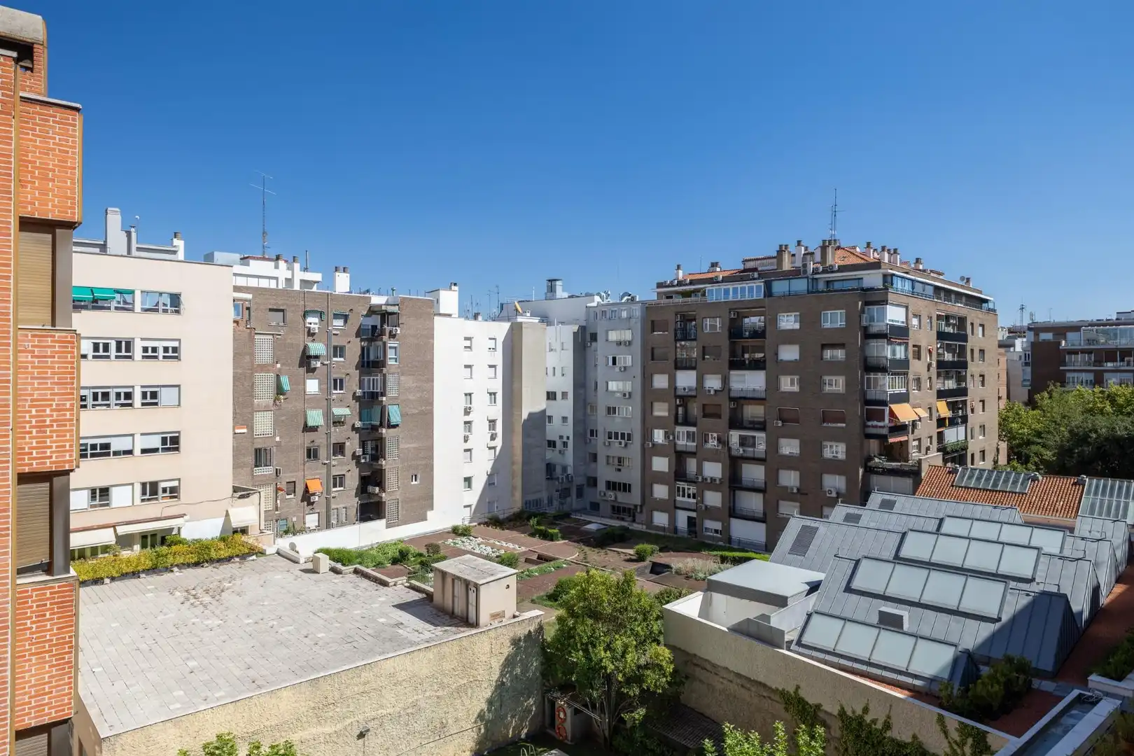Vista exterior de Pis de lloguer en Madrid amb Aire condicionat i Calefacció