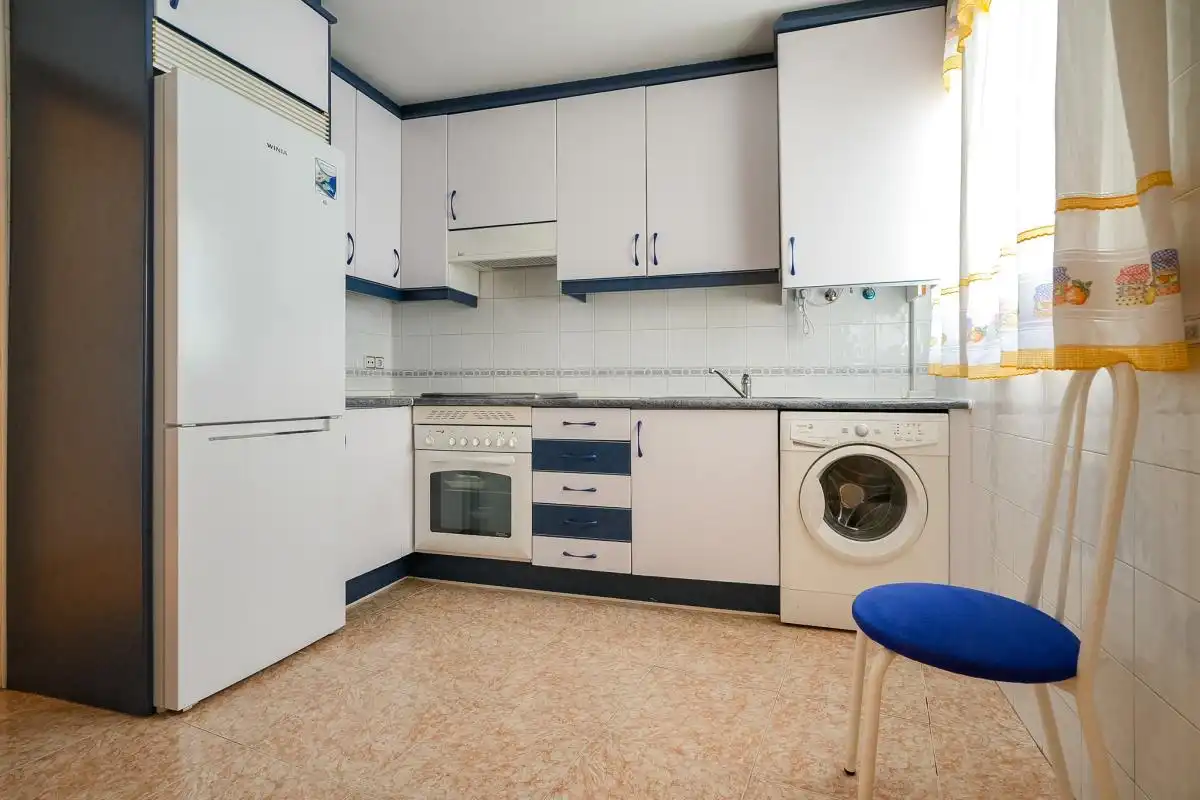 Kitchen of Flat for sale in Illescas  with Air Conditioner, Heating and Furnished