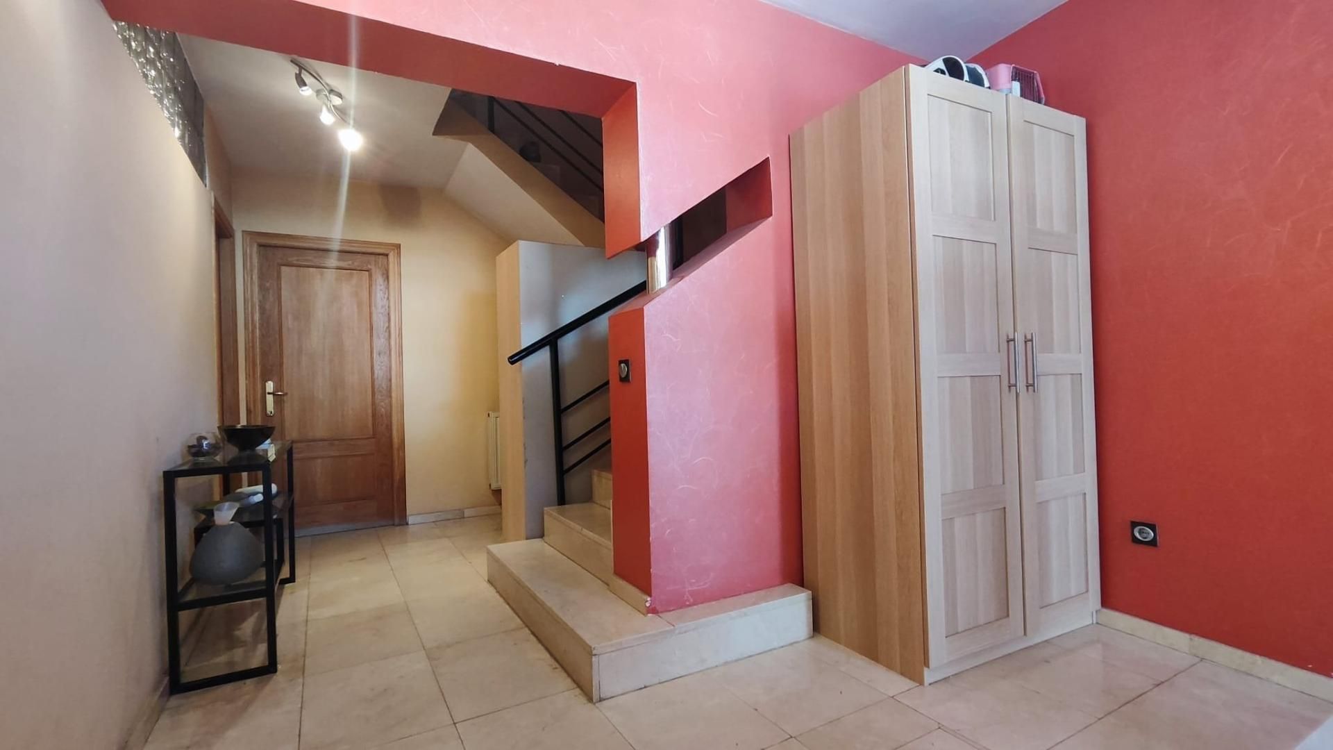 Single-family semi-detached for sale in Villaquilambre  with Heating