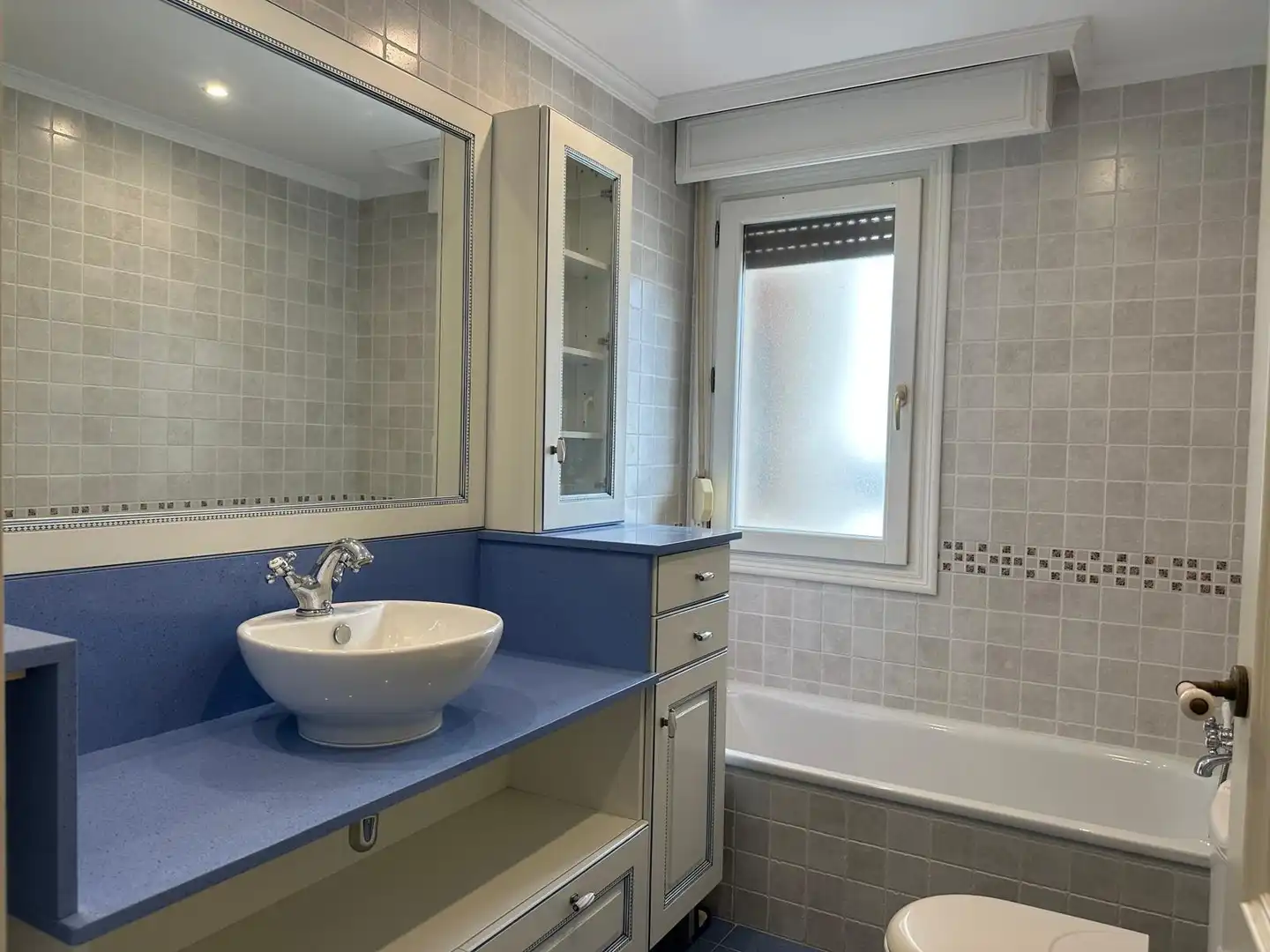Baño de Dúplex en venta en Berango con Calefacción, Terraza y Trastero