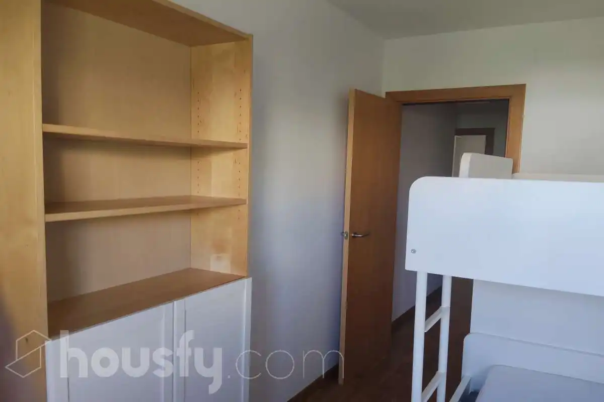 Habitación de Piso de alquiler en Mataró con Aire acondicionado, Calefacción y Parquet