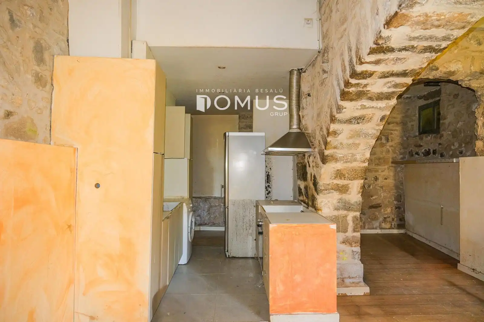 Kitchen of Country homes for sale in Besalú  with Private garden