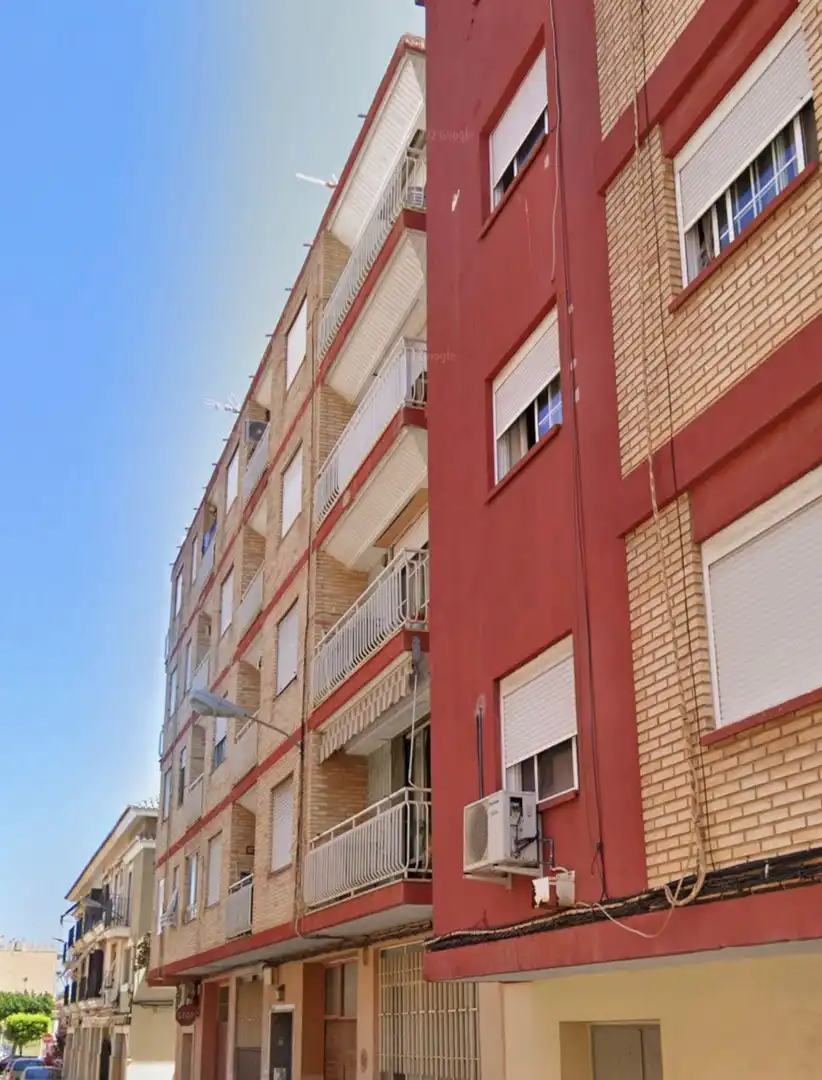 Piso en venta en Calle MAESTRO SERRANO