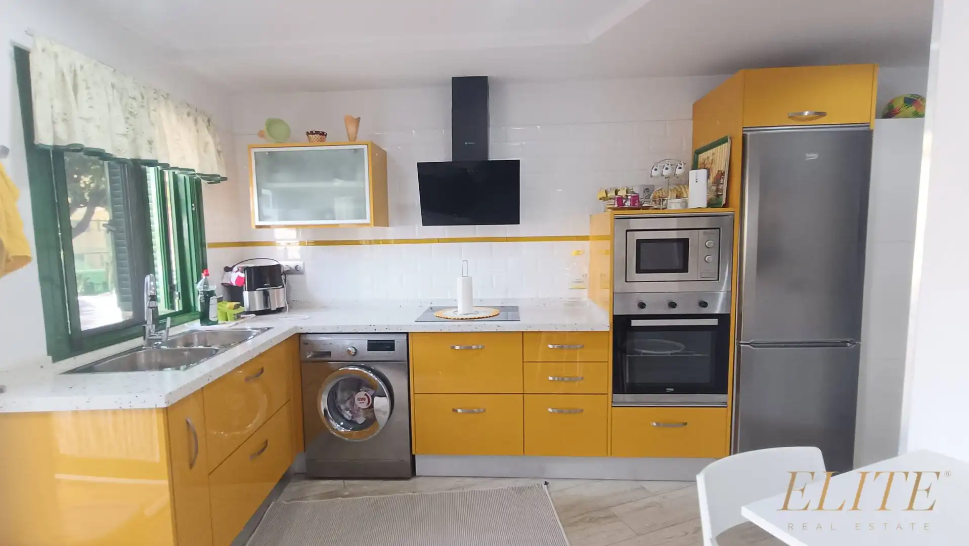 Cuina de Apartament en venda en San Bartolomé de Tirajana amb Aire condicionat i Piscina comunitària