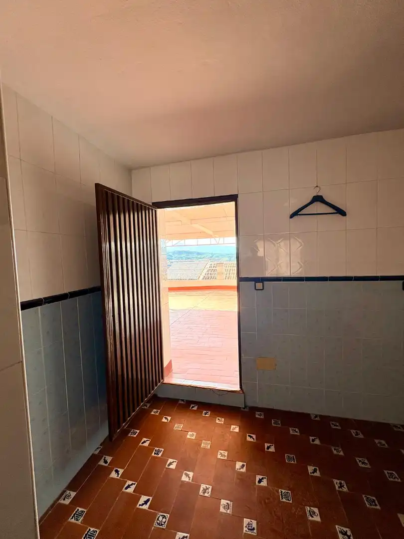Casa adosada en venta en Alhaurín El Grande con Aire acondicionado, Amueblado y Horno