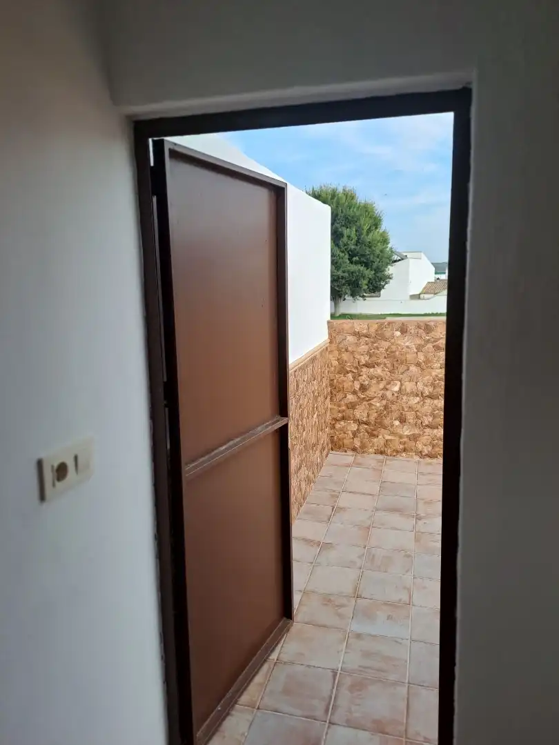 Casa adosada en venda en La Puebla de los Infantes amb Aire condicionat i Terrassa