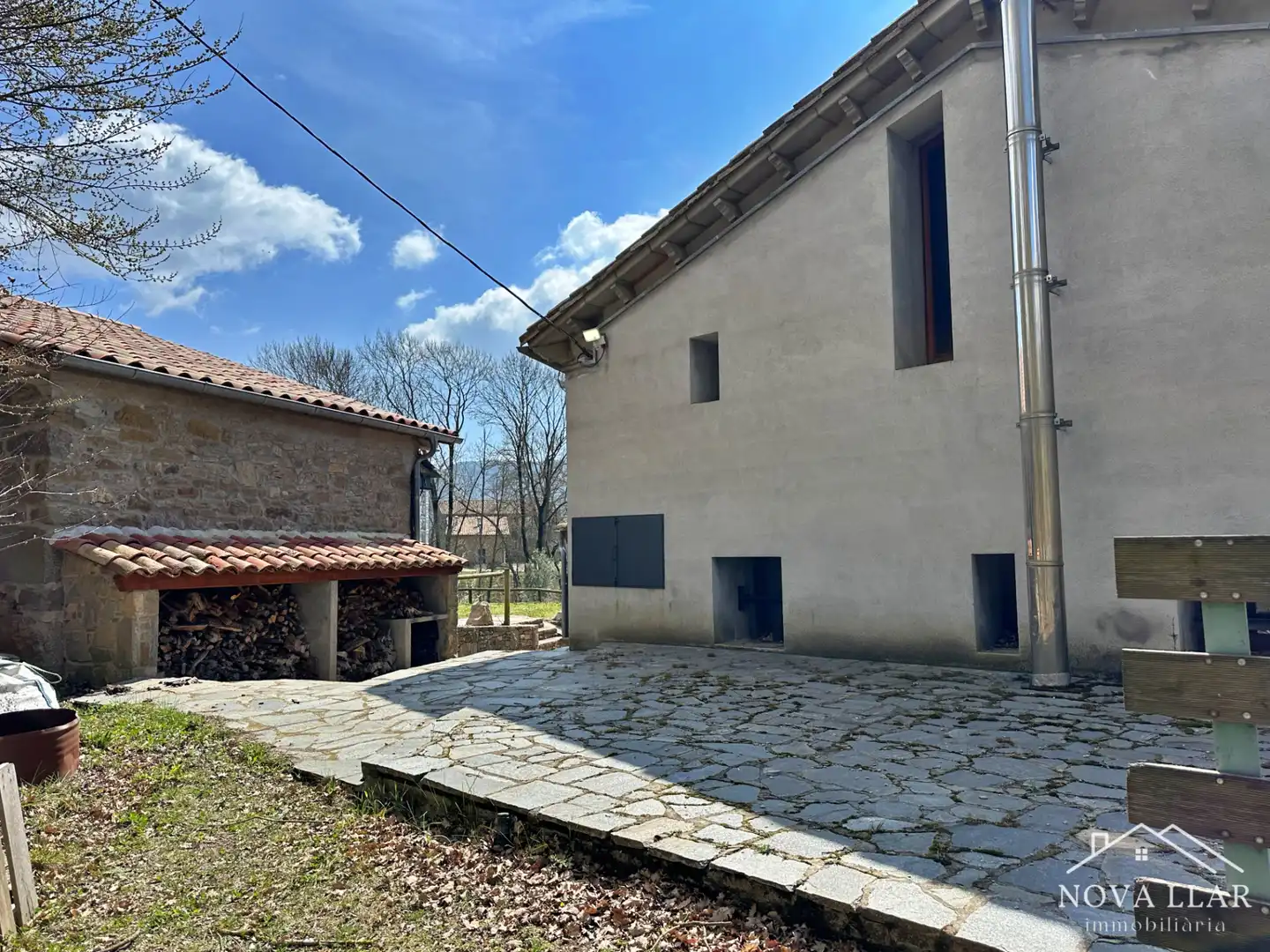 Vista exterior de Finca rústica en venta en Les Llosses con Calefacción, Jardín privado y Parquet