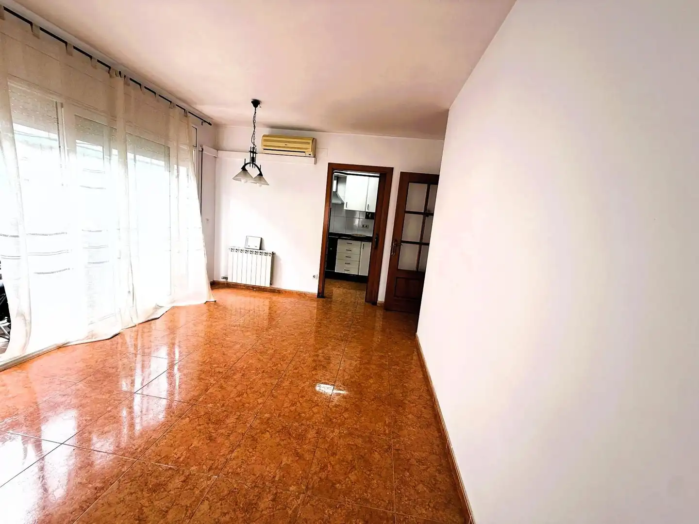 Sala de estar de Piso en venta en Malgrat de Mar con Aire acondicionado, Calefacción y Balcón