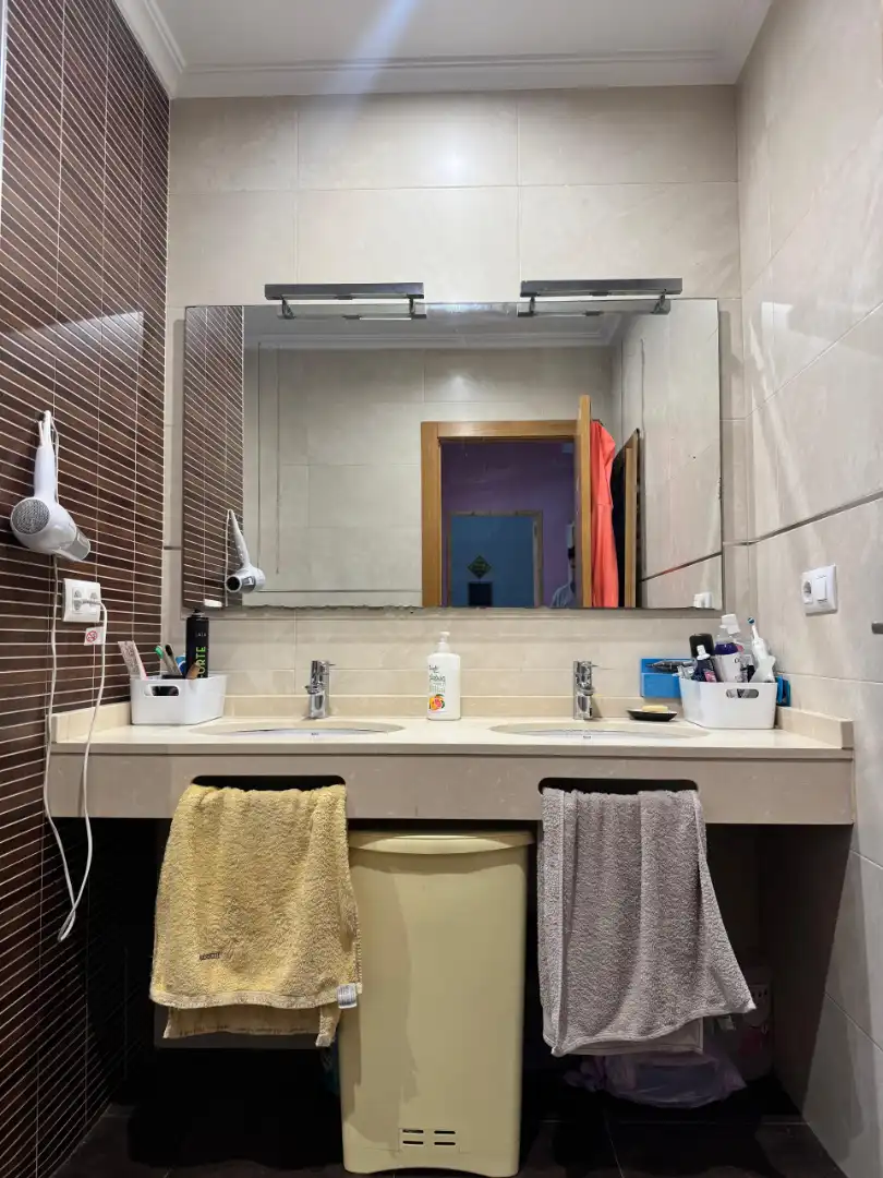 Bathroom of Flat for sale in Valencia  with Parquet flooring and Terrace